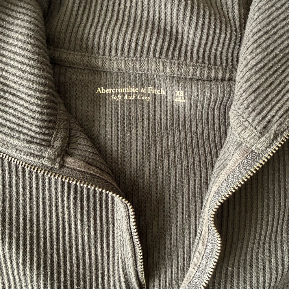 Abercrombie & Fitch Navy Ribbed Half-Zip Pullover - Picture 3 of 3